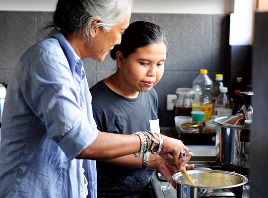 sendok-kreatif-bali-landriati-pramoedji-restaurant-consulting-cooking-lesson-for-home-industry-charity